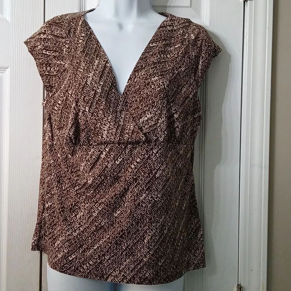 Liz & Co brown and tan v neck cap sleeve blouse Sz L NWOT